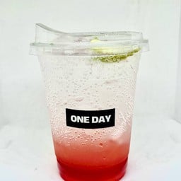 สตอเบอร์รี่โซดามะนาว