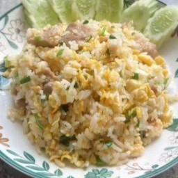 ข้าวผัดหมู