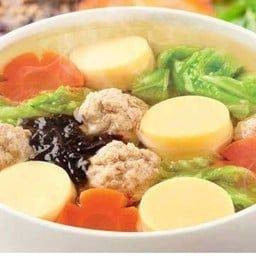 แกงจืดเต้าหู้หมูสับ