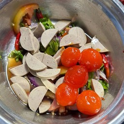 ยำไก่ยอ + ไข่แดง5ลูก น้ำปลาร้านัว