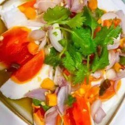 ยําไข่เค็ม