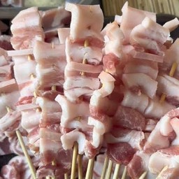 สามชั้น