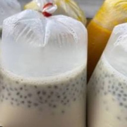 น้ำเต้าหู้ทรงเครื่อง