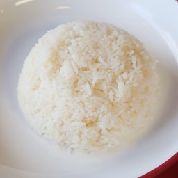 ข้าวสวยหอมมะลิ