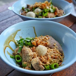ก๋วยเตี๋ยวแห้ง