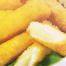 ปลาม้วนสอดไส้ชีส(3ชิ้น)