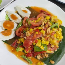 ตำข้าวโพดไข่เค็ม