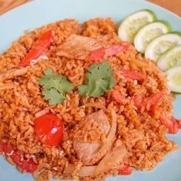 ข้าวผัดรถไฟสีชมพู(ใส่หมู)