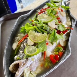 ปลากระพงนึ่งมะนาว