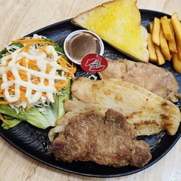 สเต็กรวมย่าง หมูย่าง/ไก่ย่าง/ปลาดอลลี่ย่าง