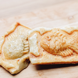 ขนมปลาญี่ปุ่น แป้งครัวซองต์ไส้ใบเตยหอม