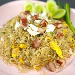 ข้าวผัดปู หมูแดง