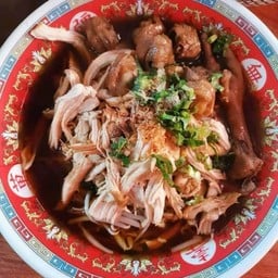 เฮียนนท์ก๋วยเตี๋ยวไก่มะระ