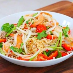 เจ๊หมวยยำระเบิด