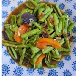 ตำถั่วฝักยาวปูปลาร้า