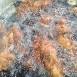 โครงไก่ทอด