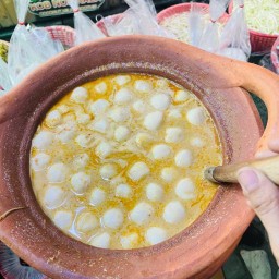 บ้านขนมจีน หม้อดิน เตาถ่าน