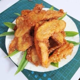 บัวตองกล้วยทอด ข้าวเม่าทอด & ก๋วยเตี๋ยวหลอด ขนมจีบหมู ทรงเครื่อง