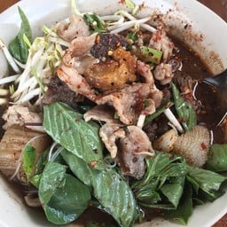 ก๋วยเตี๋ยวเรือกลางนา(สาขาเมืองสุโขทัย) ก๋วยเตี๋ยวเรือกลางนา (สาขาเมืองสุโขทัย)