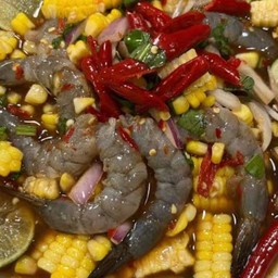 ยำข้าวโพดกุ้งสด