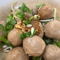 เกาเหลาลูกชิ้นเนื้ออย่างเดียว