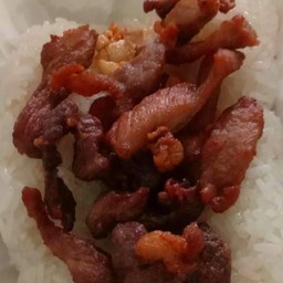 ข้าวเหนียวหมูทอด