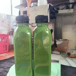 ชาเขียวแบบขวดไม่มีน้ำแข็ง