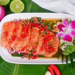 ยำแซลม่อนสด