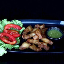 หมูสามชั้นทอดน้ำปลา