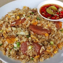 ข้าวผัดกุนเชียง