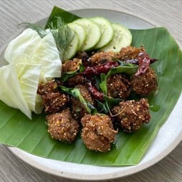 ลาบหมูทอด