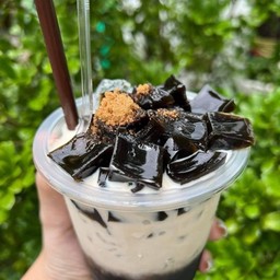 เฉาก๋วยนมสด