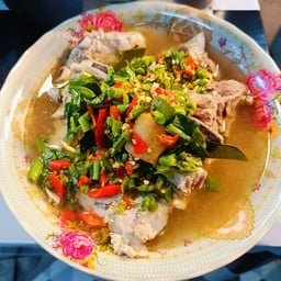 ก๋วยจั๊บ กินเส้น ก๋วยจั๊บพันล้าน สาขาตลาดโต้รุ่งลาดสวาย