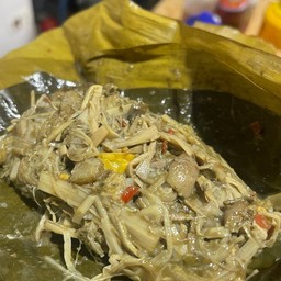 หมกหน่อไม้ใส่หมูสามชั้น