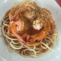 สปาเก็ตตี้ผัดซอสกุ้ง