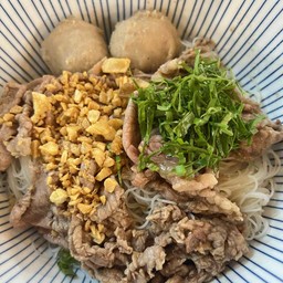 เตี๋ยวเนื้อสไลด์(แห้ง)