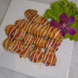 โรตีพันไส้กรอก(3ชิ้น)