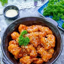 ไก่คาราเกะ เคลือบซอสเผ็ดเกาหลี