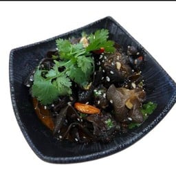 ยำเห็ดหูหนู