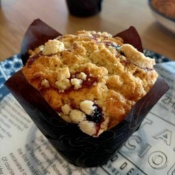 Blueberry crumble muffin