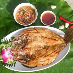 ปลากระพงทอดน้ำปลา