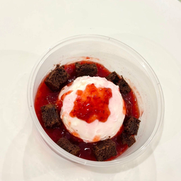 กรีกโยเกิร์ต แยมสตอเบอรี่ ใส่ บราวนี่งับ