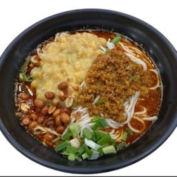 บะหมี่หมูสับถั่วลันเตา