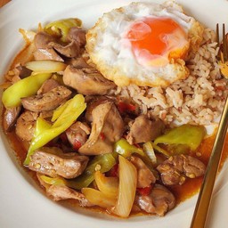 ผัดพริกหยวก