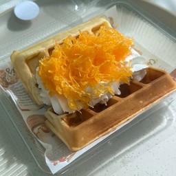 วาฟเฟิล วิปครีม ฝอยทอง