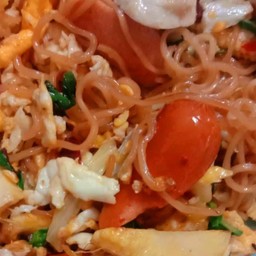 ผัดมาม่าแบบเด็ก ไม่ใส่พริกไม่ใส่กระเพรา