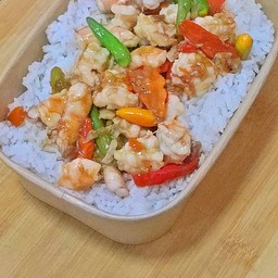 กุ้งผัดพริกขี้หนูสวน