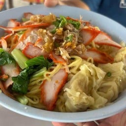 บะหมี่เกี๊ยว อิ่มจุก ดังใน ต๊อกๆ บะหมี่เกี๊ยว