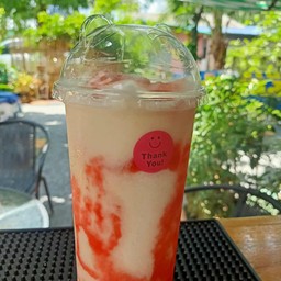 โยเกิร์ต -สตอเบอรี่ปั่น