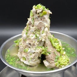เล้งแซ่บ/Spicy Pork Bone Soup/酸辣猪骨汤